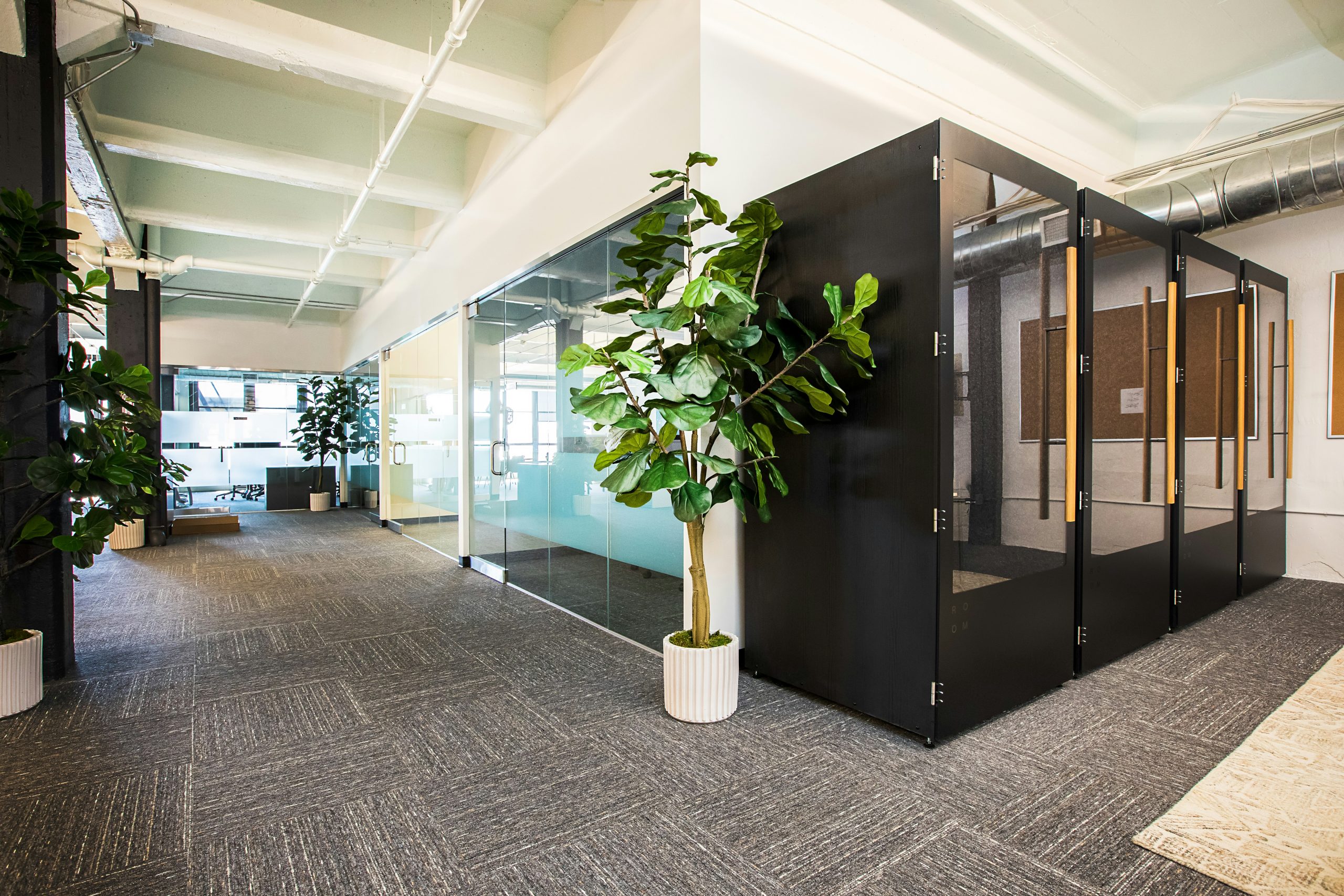 office lobby unsplash